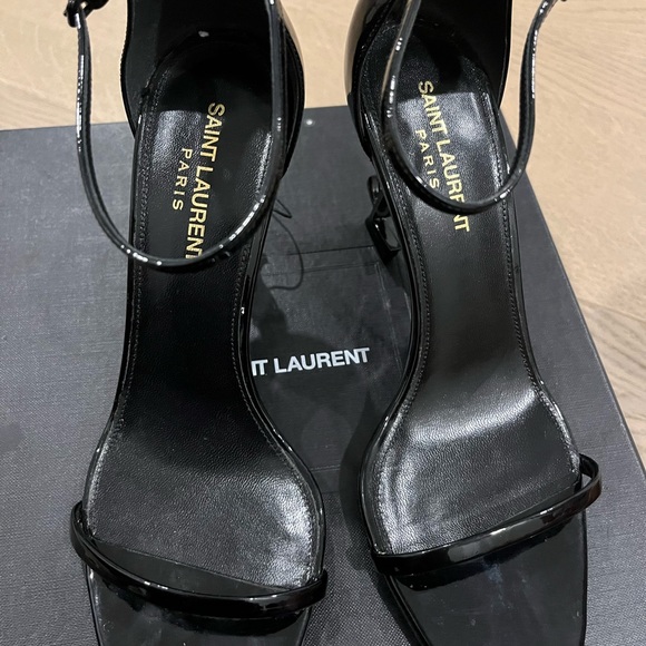 COPY - OPYUM SANDALS IN PATENT LEATHER WITH BLACK HEEL SIZE 39 *NEVER WORN * - Picture 4 of 5